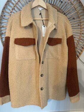 Cozy Colorblock Teddy Jacket - Tan & Brown